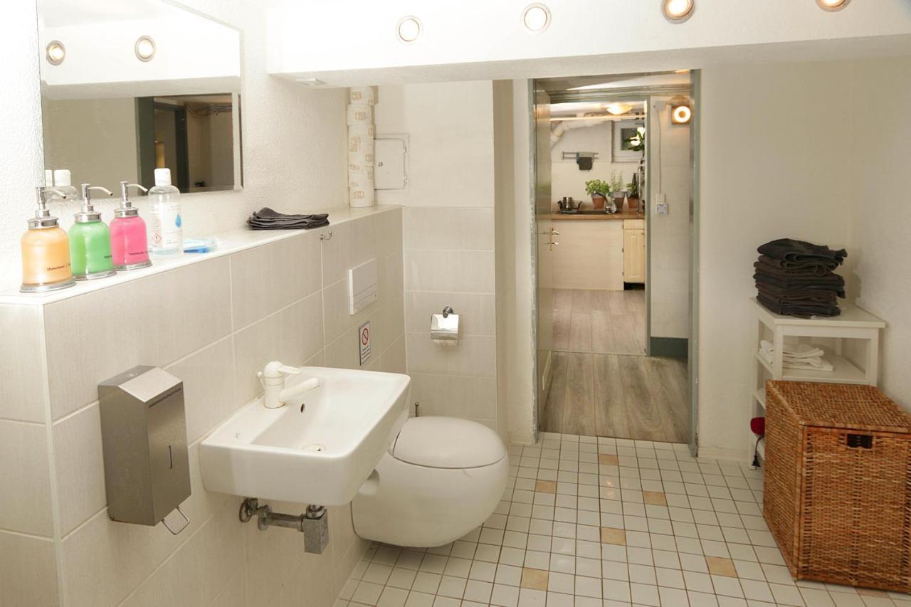 ברלין Cozy Souterrain-Half-Basement-Apartment Included 2 Bicycles מראה חיצוני תמונה